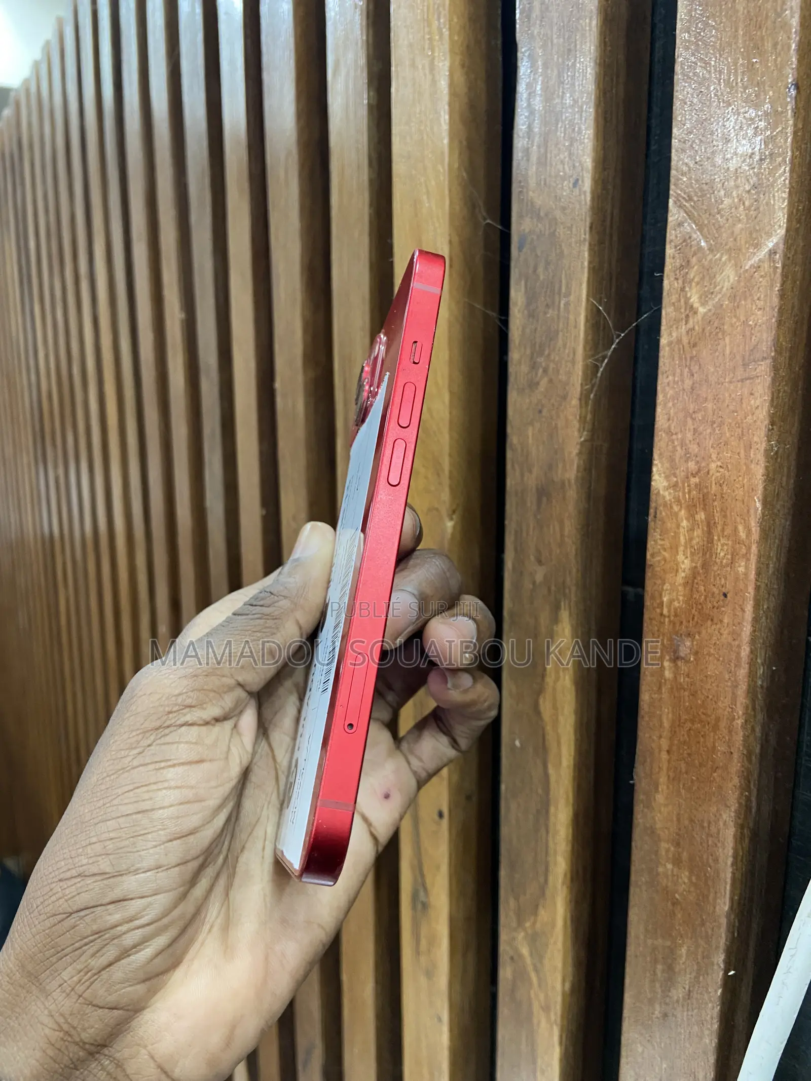 Nouveau Apple iPhone 13 128 GB Rouge