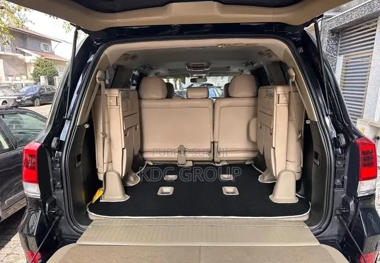 Toyota Land Cruiser 2011 Noir
