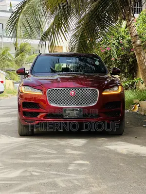 Jaguar F-Pace 2017 Rouge