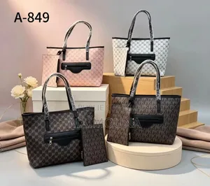 Des Jolis Sacs.