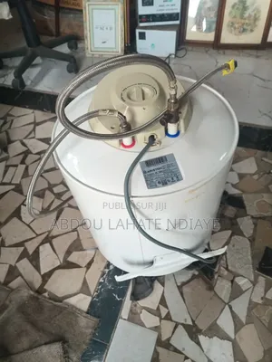 Chauff Au .Ariston 50litre Venant Italy