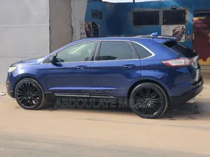 Ford Edge SE 4dr AWD 2017 Noir
