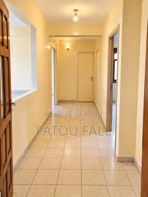 3chbre Appartement dans Mermoz Sacré-Cœur à Vendre