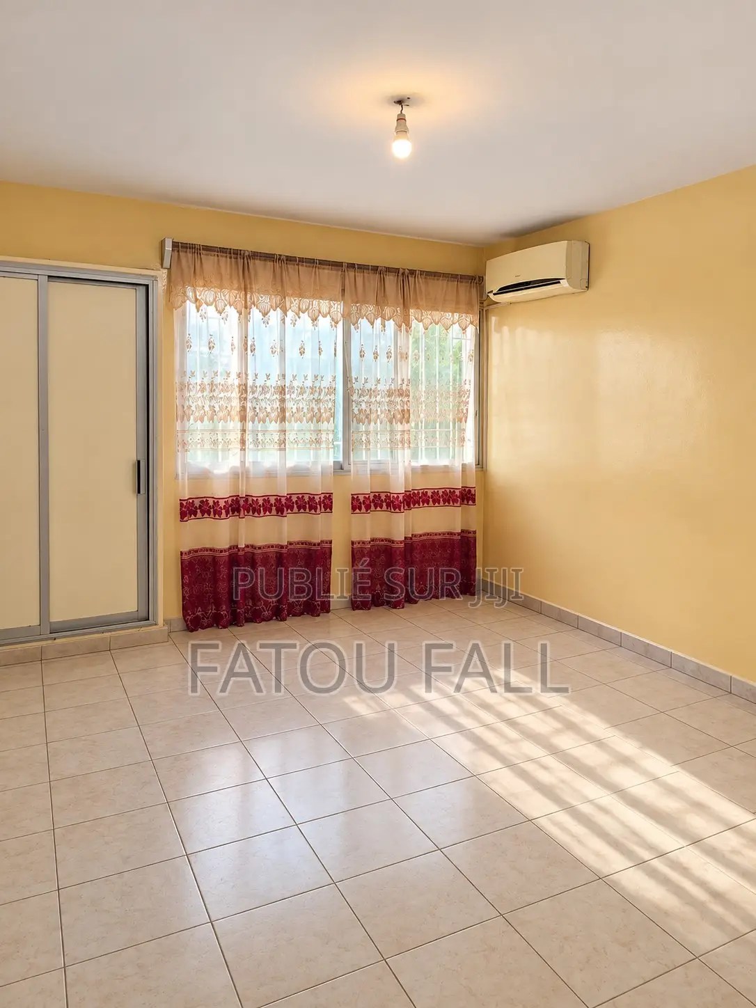 3chbre Appartement dans Mermoz Sacré-Cœur à Vendre