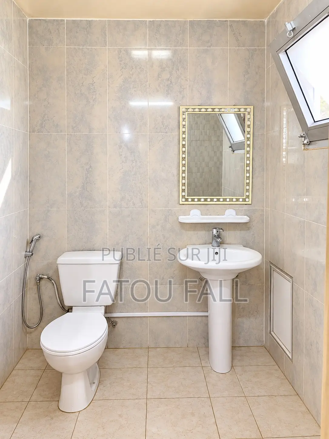 3chbre Appartement dans Mermoz Sacré-Cœur à Vendre