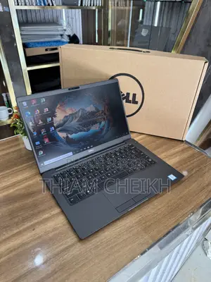 Ordinateur portable Dell Latitude 7400 8GB Intel Core i5 SSD 256GB