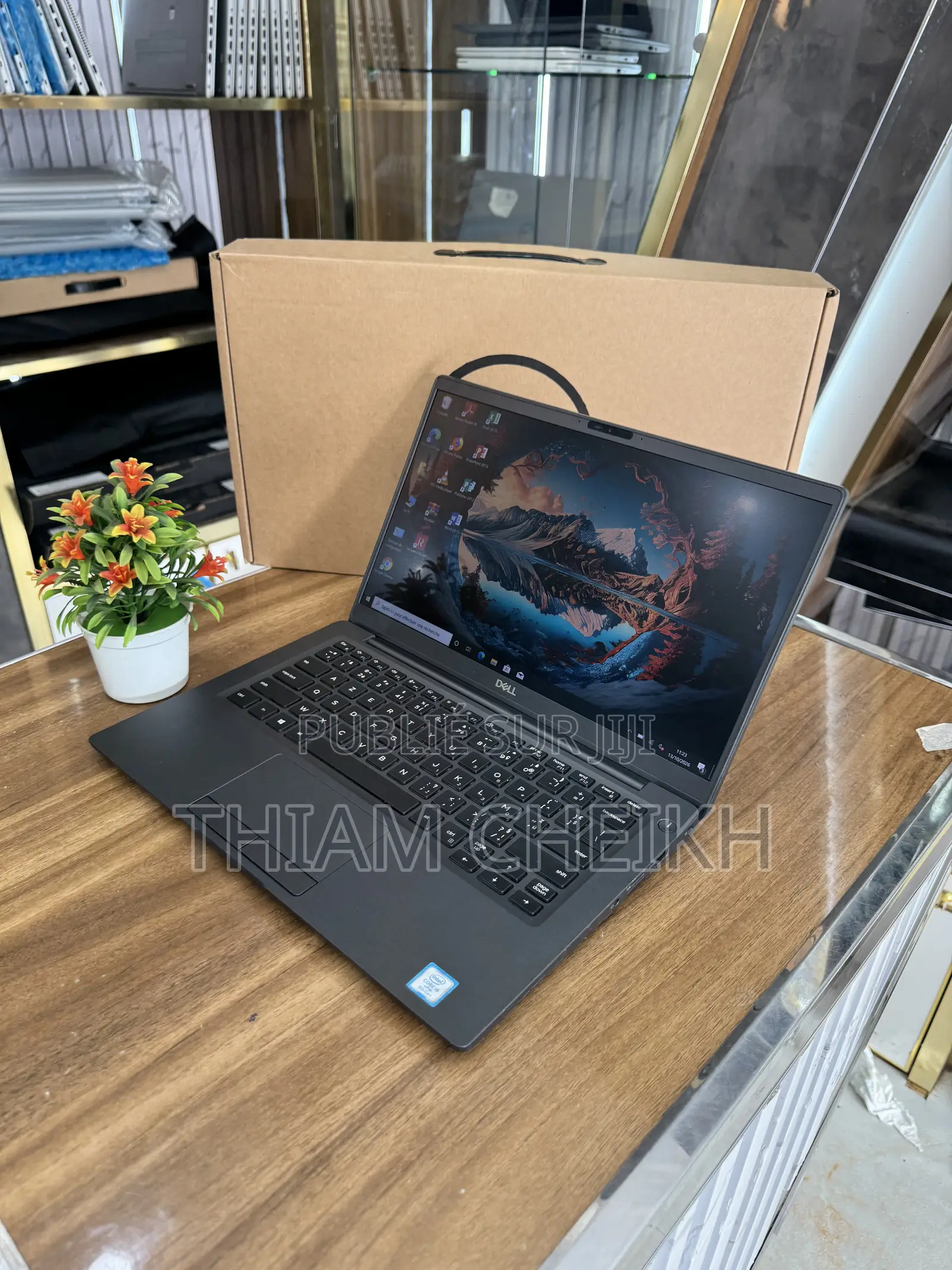 Ordinateur portable Dell Latitude 7400 8GB Intel Core i5 SSD 256GB