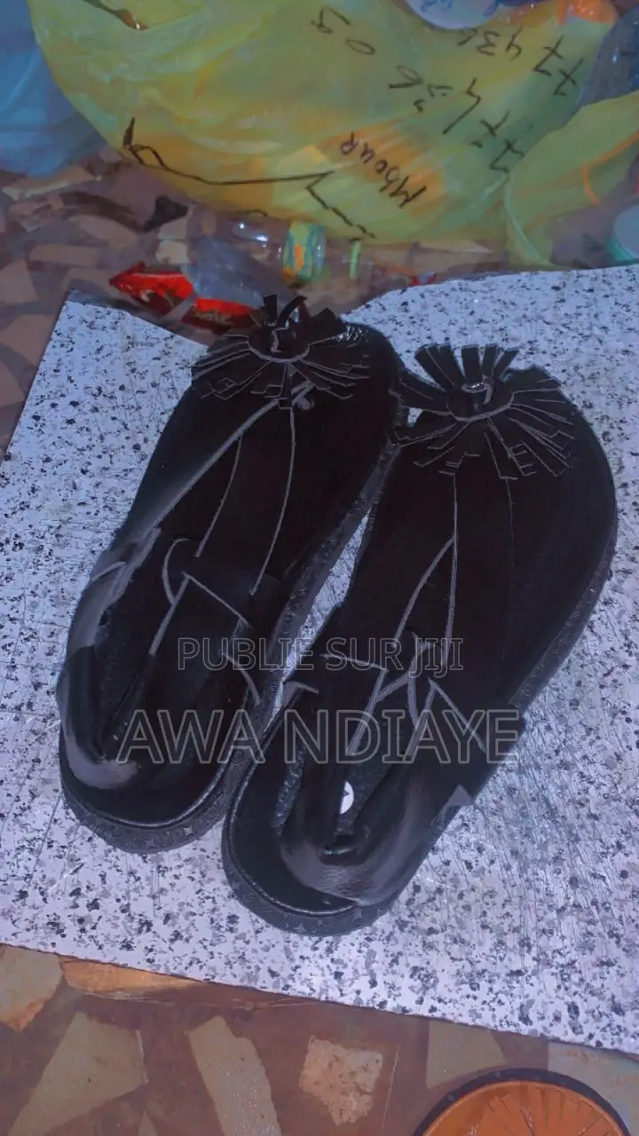 Chaussures De Classe