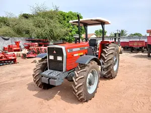 Tracteur MASSIVE 390 4WD