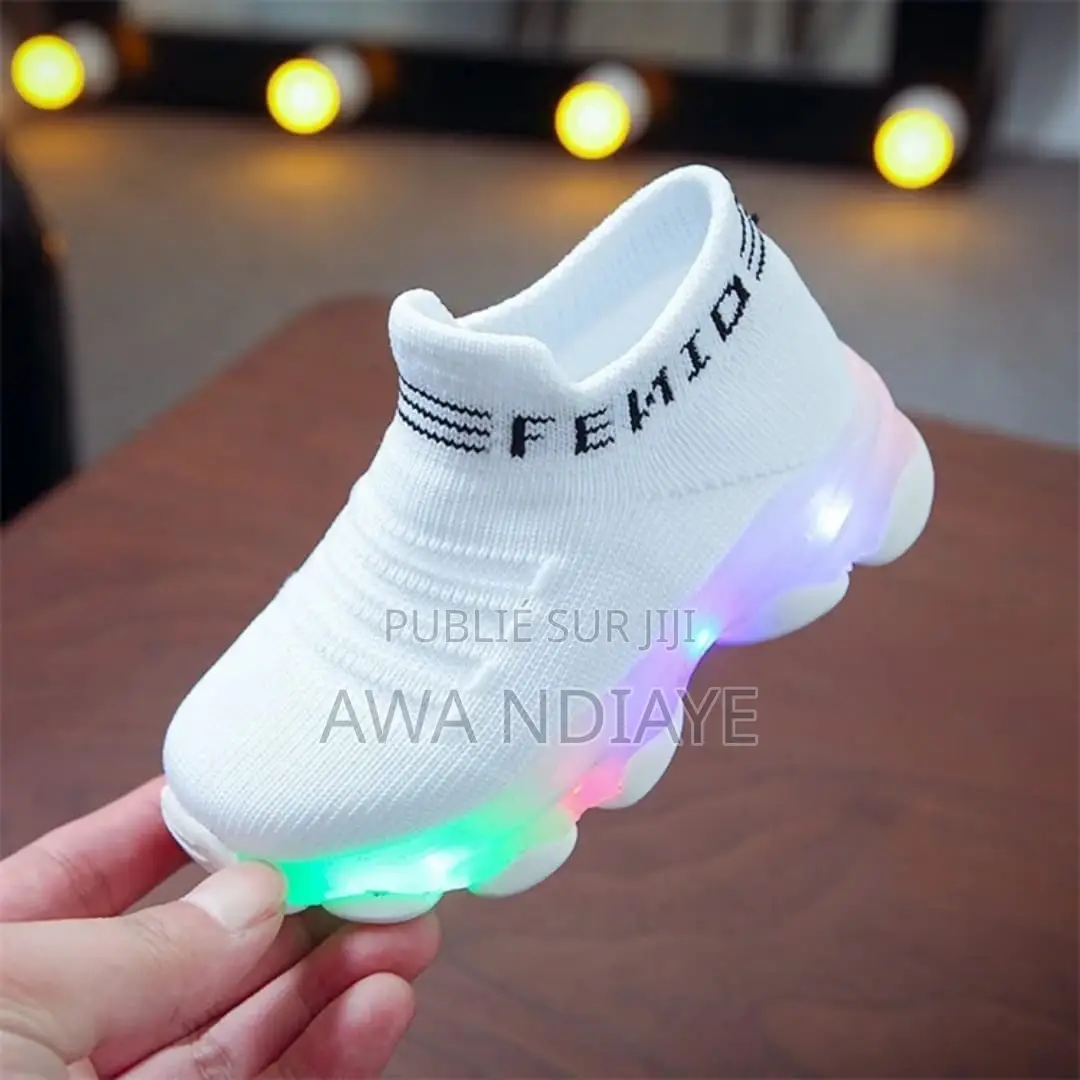 Chaussures Neuves Pour Hommes