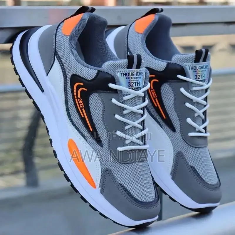 Chaussures Neuves Pour Hommes