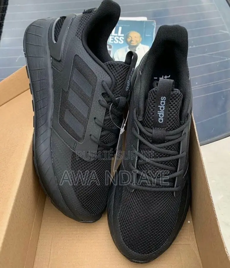 Chaussures Neuves Pour Hommes