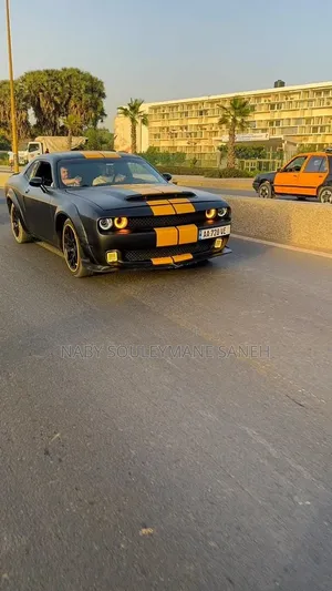 Dodge Challenger 2016 Jaune