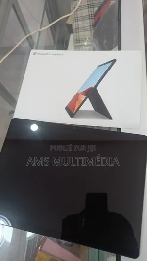 Nouveau Microsoft Surface 16GB Intel Core i7 SSD 512GB