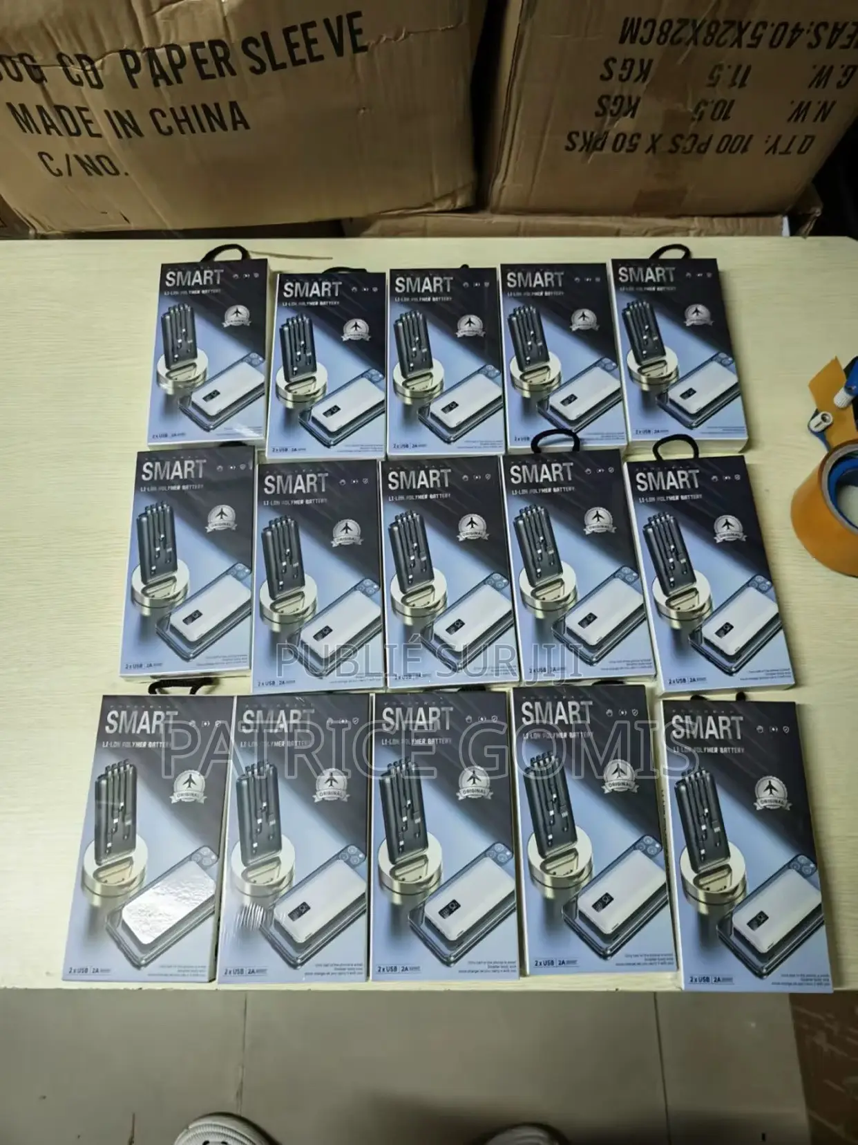 Powerbank RONC IQ A5+ 10000mAh Double USB 2A, Blanc Et Noir