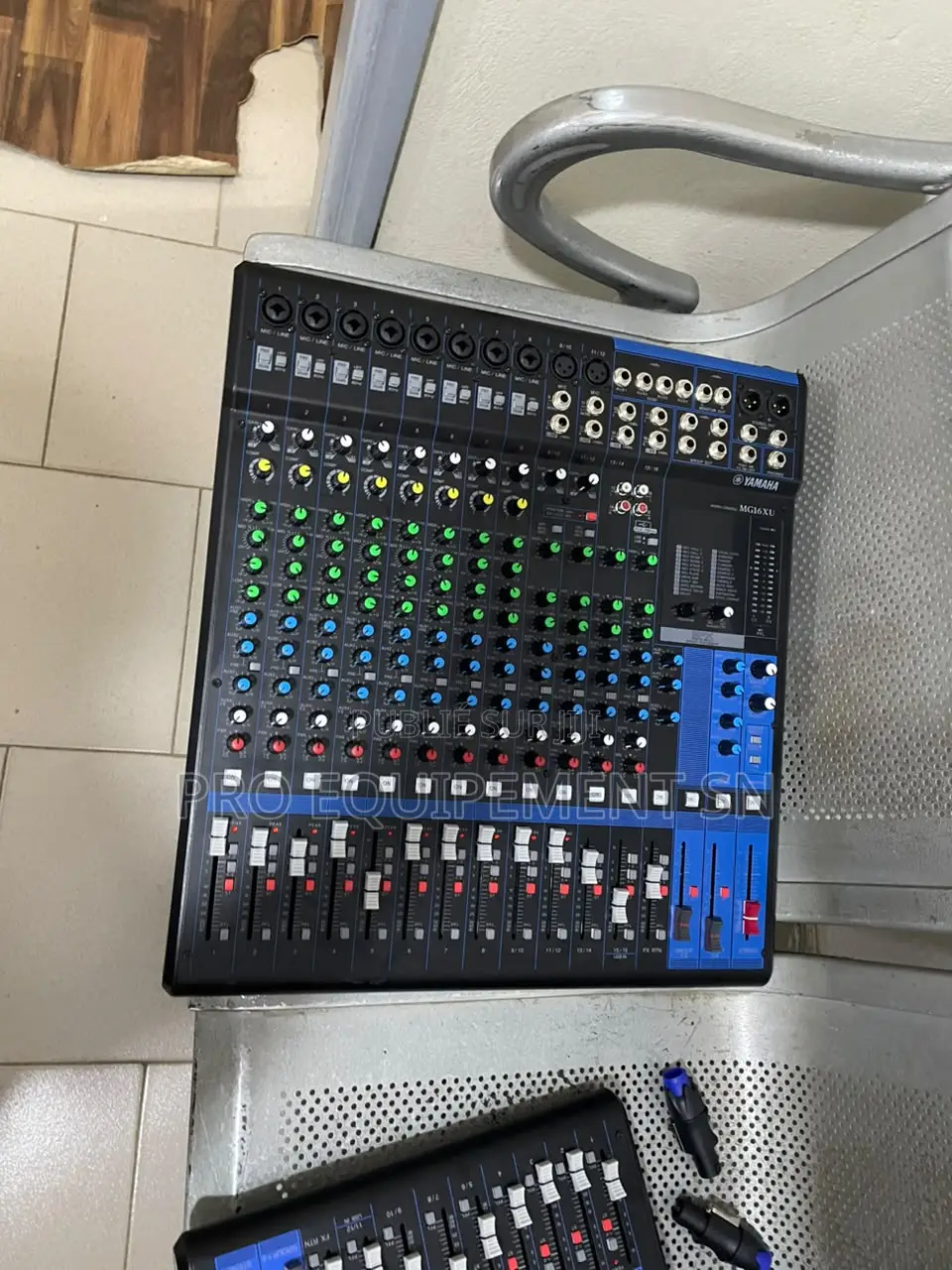 Tables De Mixage Yamaha a Vendre