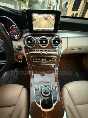 Mercedes-Benz C300 2017 Blanc