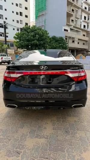 Hyundai Grandeur 2016 Noir Mat