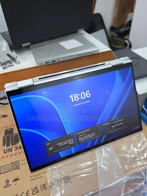 Nouveau HP EliteBook 1040 G8 16GB Intel Core i7 SSD 512GB