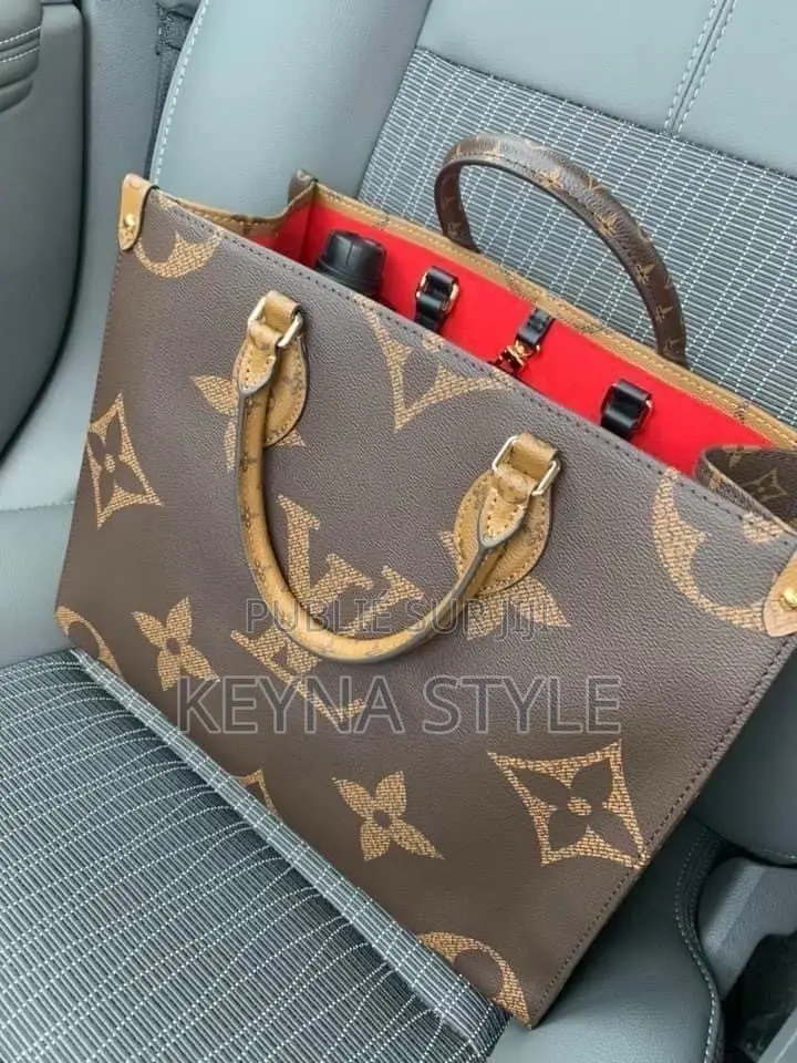 Sac Fourre Tout Louis Vuitton
