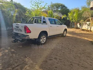 Toyota Hilux 2020 Blanc