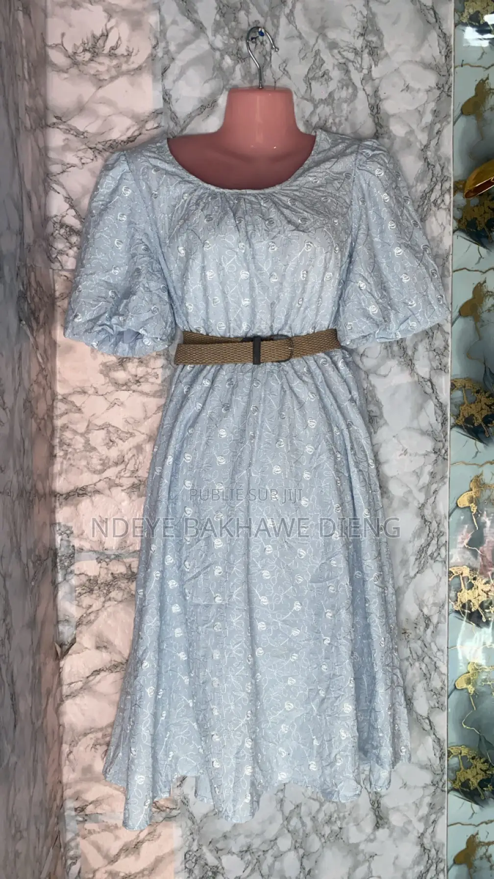 Des Robes Fripperie À Partir De 1.500f
