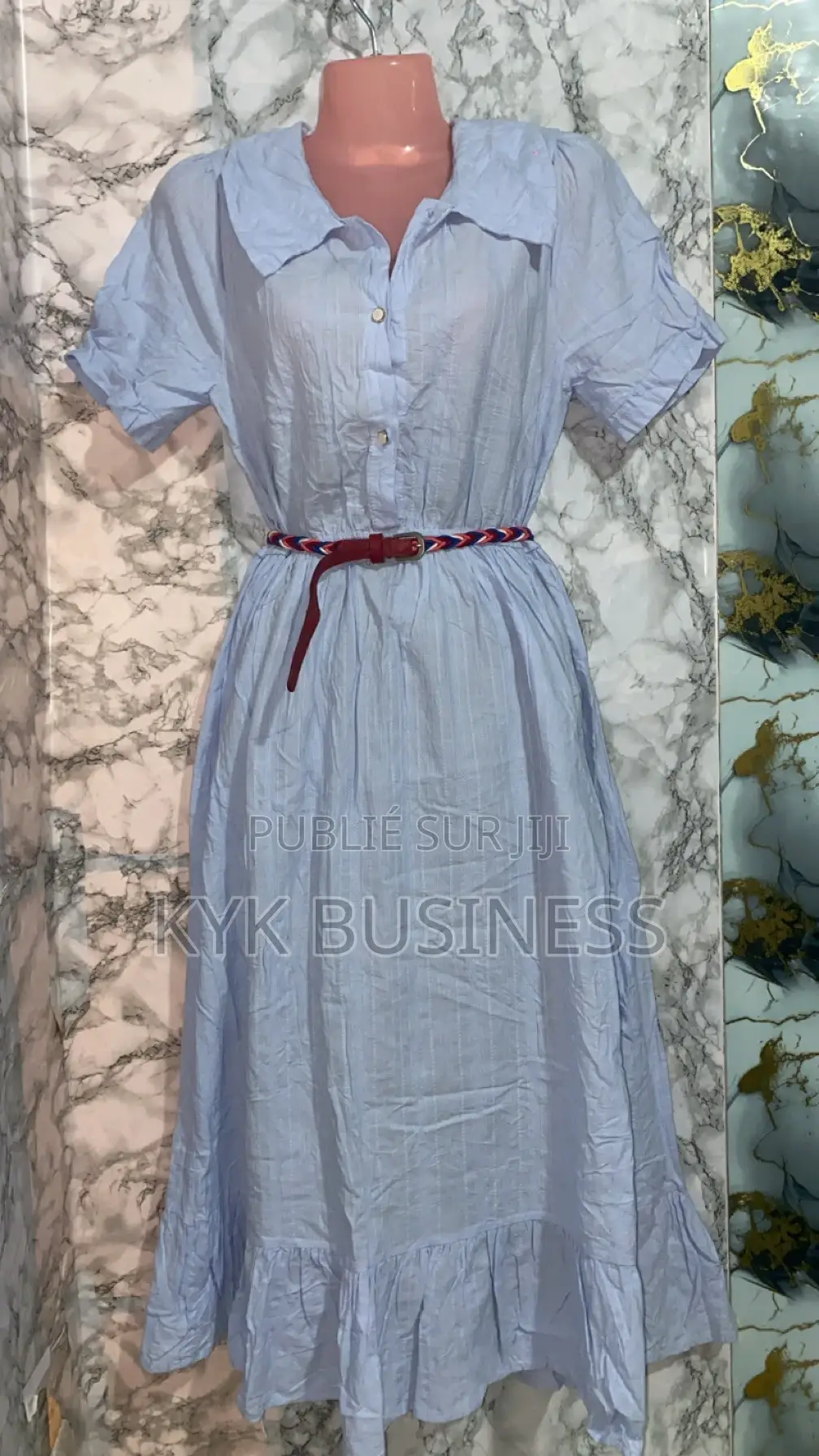 Des Robes Fripperie À Partir De 1.500f