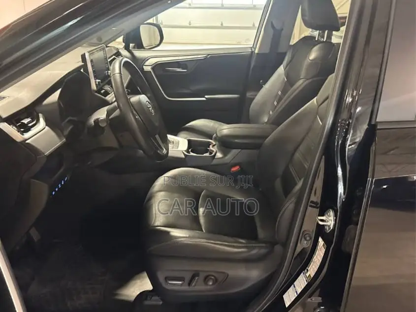 Toyota RAV4 Limited 2021 Noir