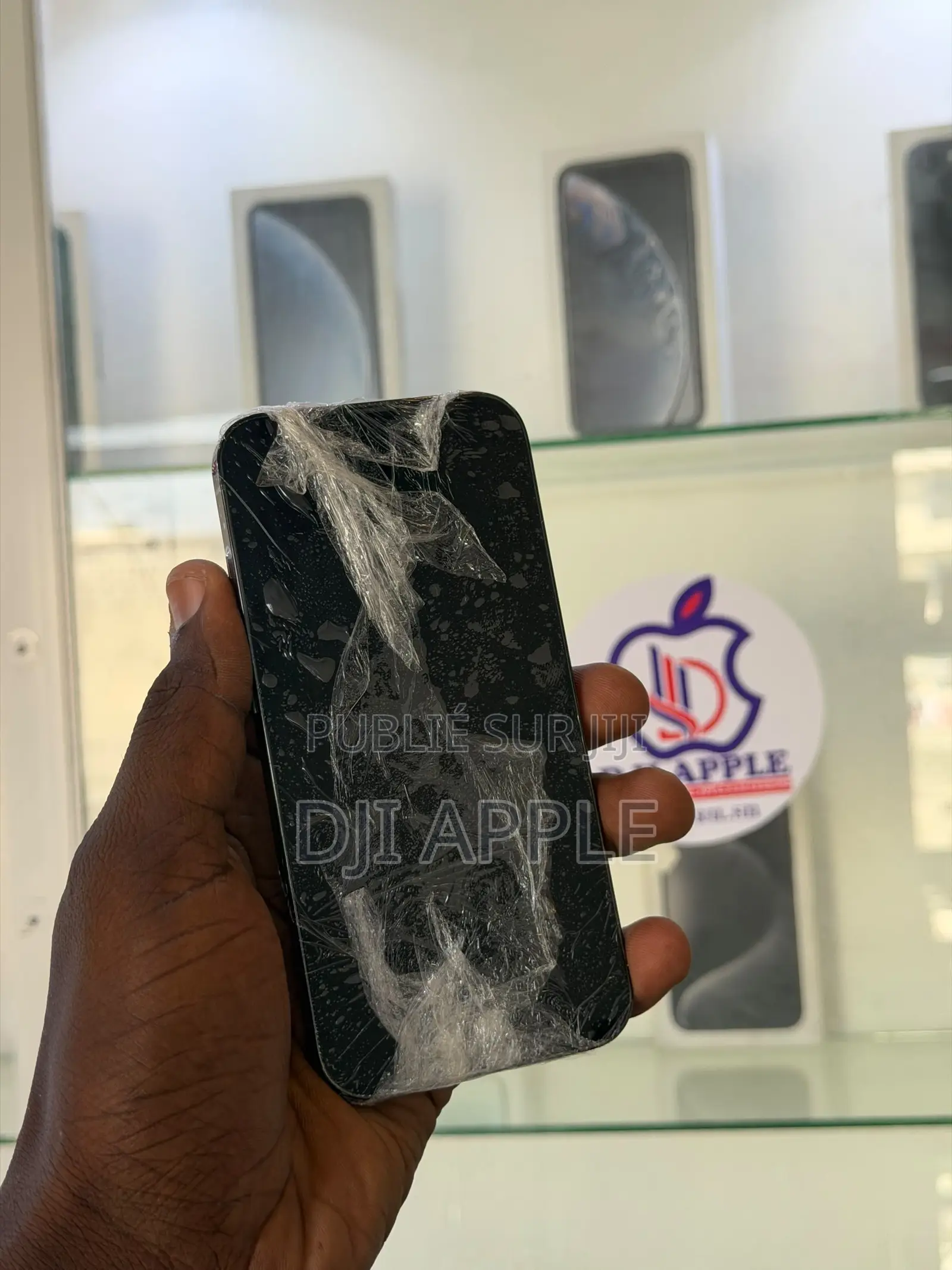 Nouveau Apple iPhone 13 Pro 128 GB Vert