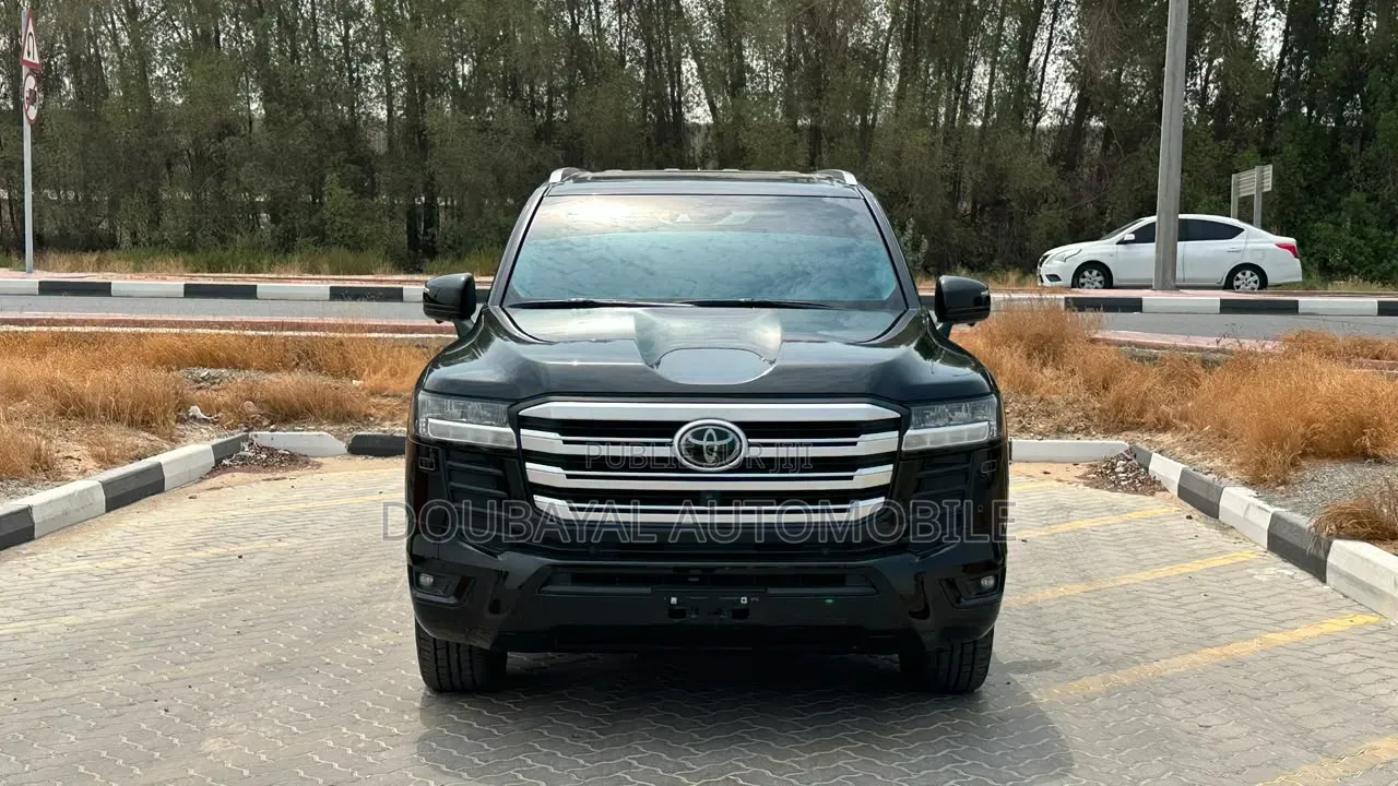 Toyota Land Cruiser Prado 2024 Noir Mat