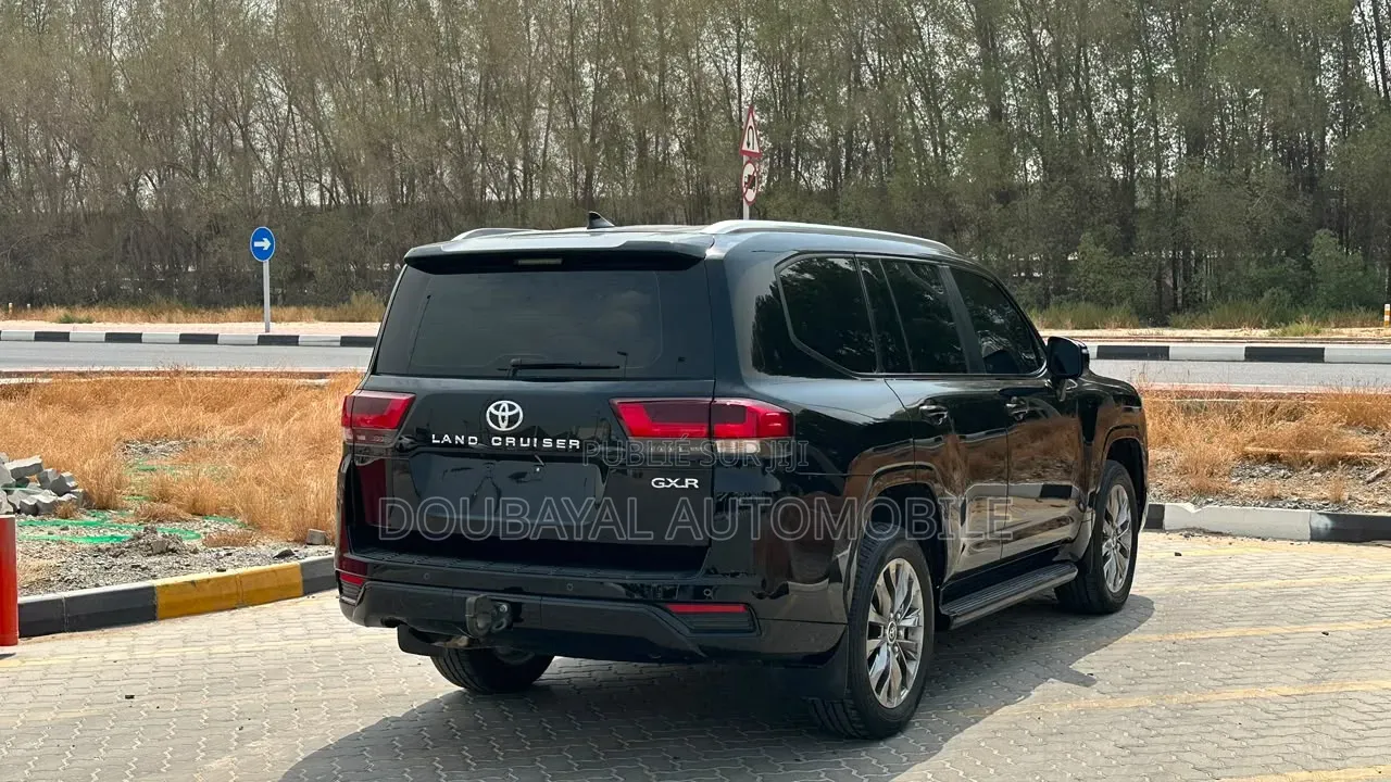 Toyota Land Cruiser Prado 2024 Noir Mat