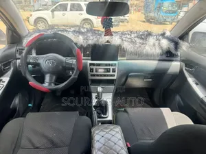 Toyota Corolla 1.4 D-4D 2006 Gris