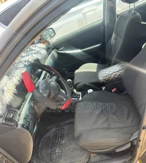 Toyota Corolla 1.4 D-4D 2006 Gris