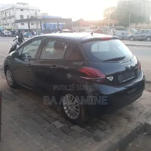 Peugeot 208 2016 Noir