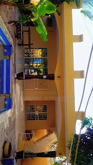 2chbre Villa dans Somone Villa À, Mermoz Sacré-Cœur à Vendre