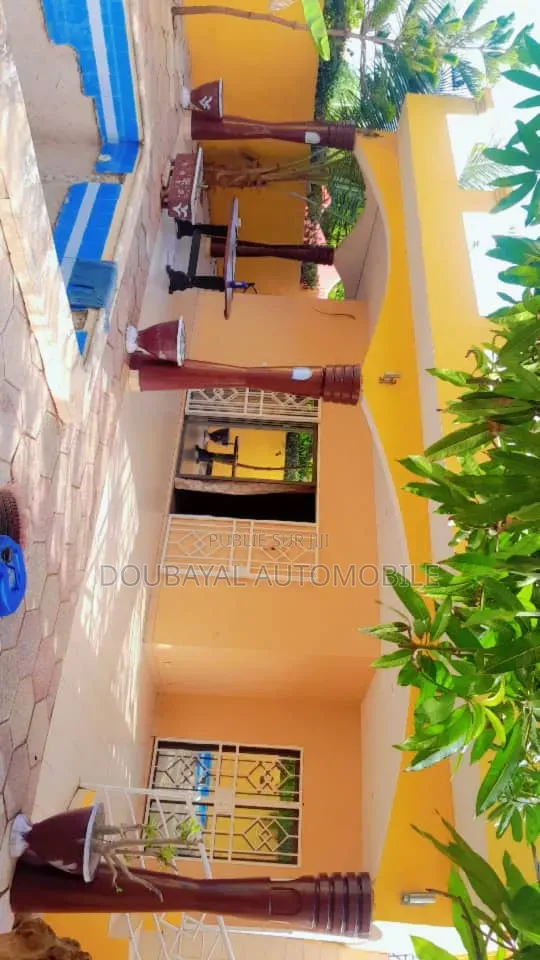 2chbre Villa dans Somone Villa À, Mermoz Sacré-Cœur à Vendre