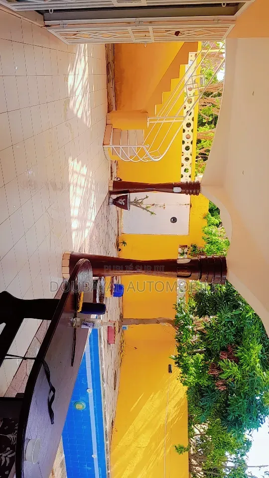 2chbre Villa dans Somone Villa À, Mermoz Sacré-Cœur à Vendre