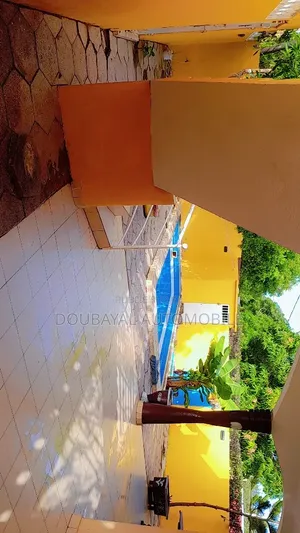 2chbre Villa dans Somone Villa À, Mermoz Sacré-Cœur à Vendre