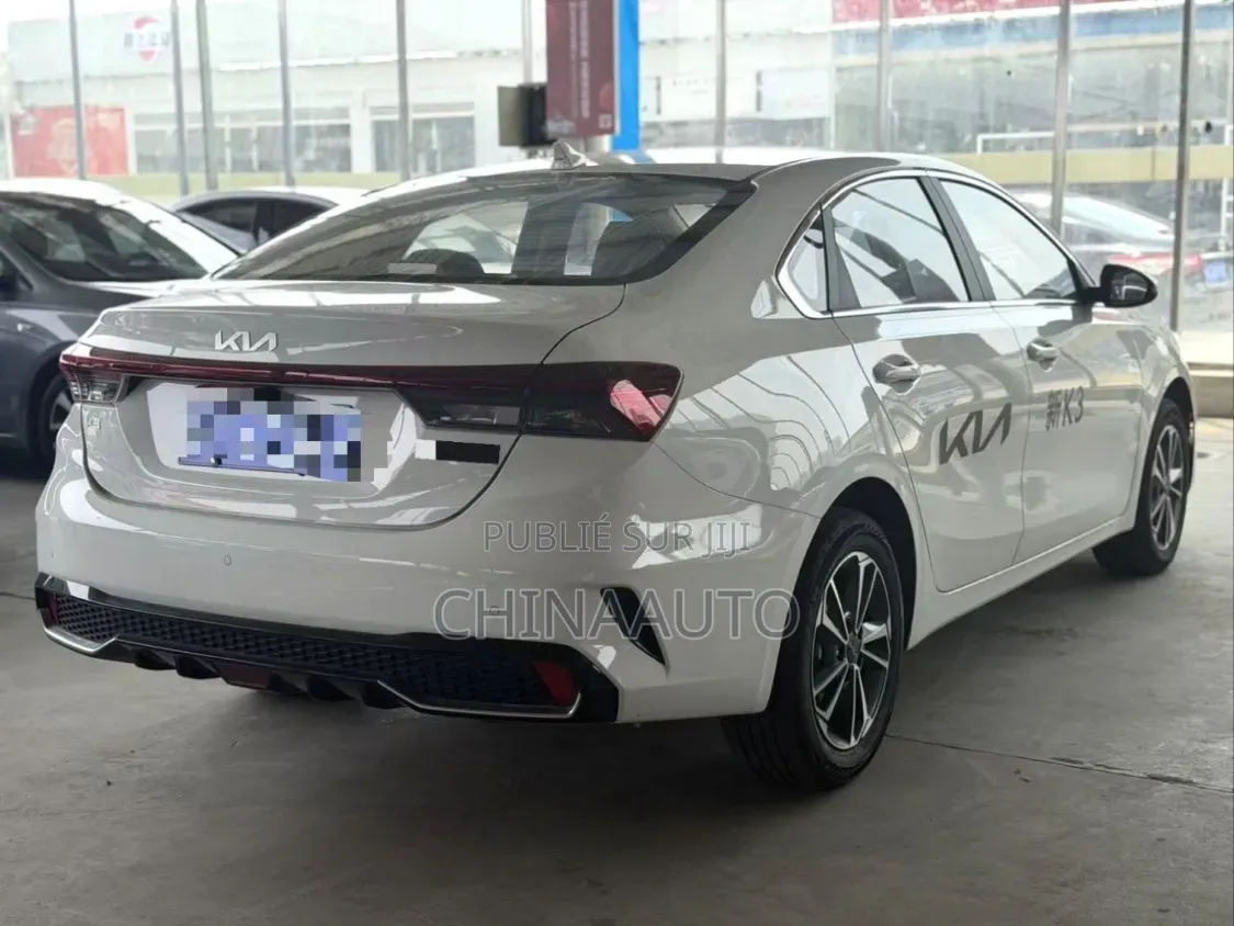 Kia K3 Comfort 2024 Blanc