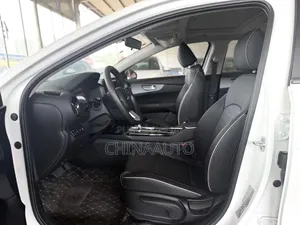 Kia K3 Comfort 2024 Blanc