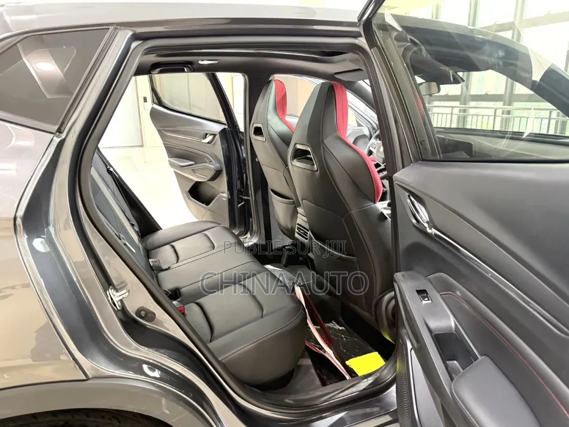 Changan X5 Plus 1.5 Blue Core FWD 2024 Gris