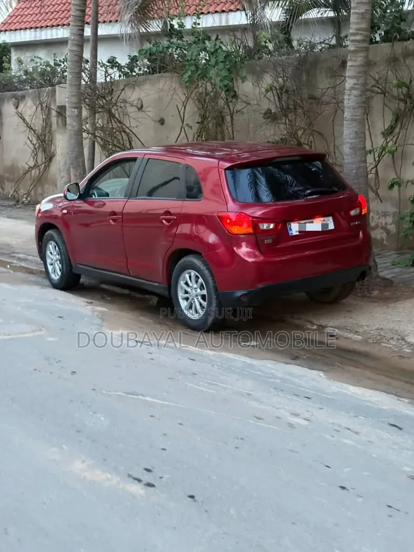 Mitsubishi RVR 2015