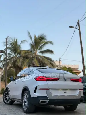 BMW X6 sDrive40i 2021 Blanc