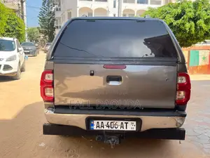 Toyota Hilux 2012 Gris