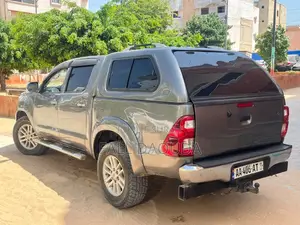 Toyota Hilux 2012 Gris