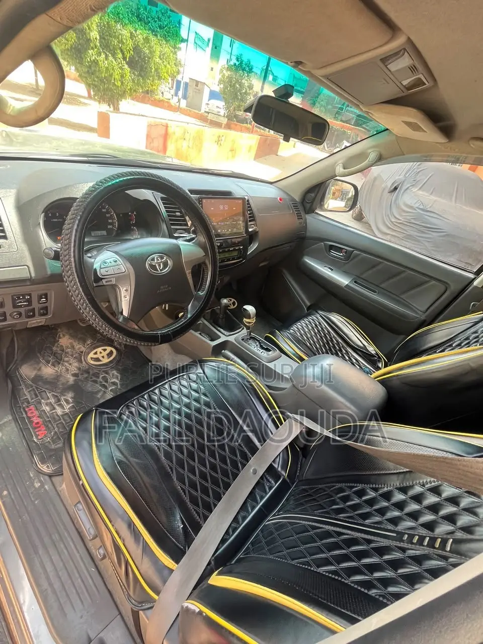 Toyota Hilux 2012 Gris