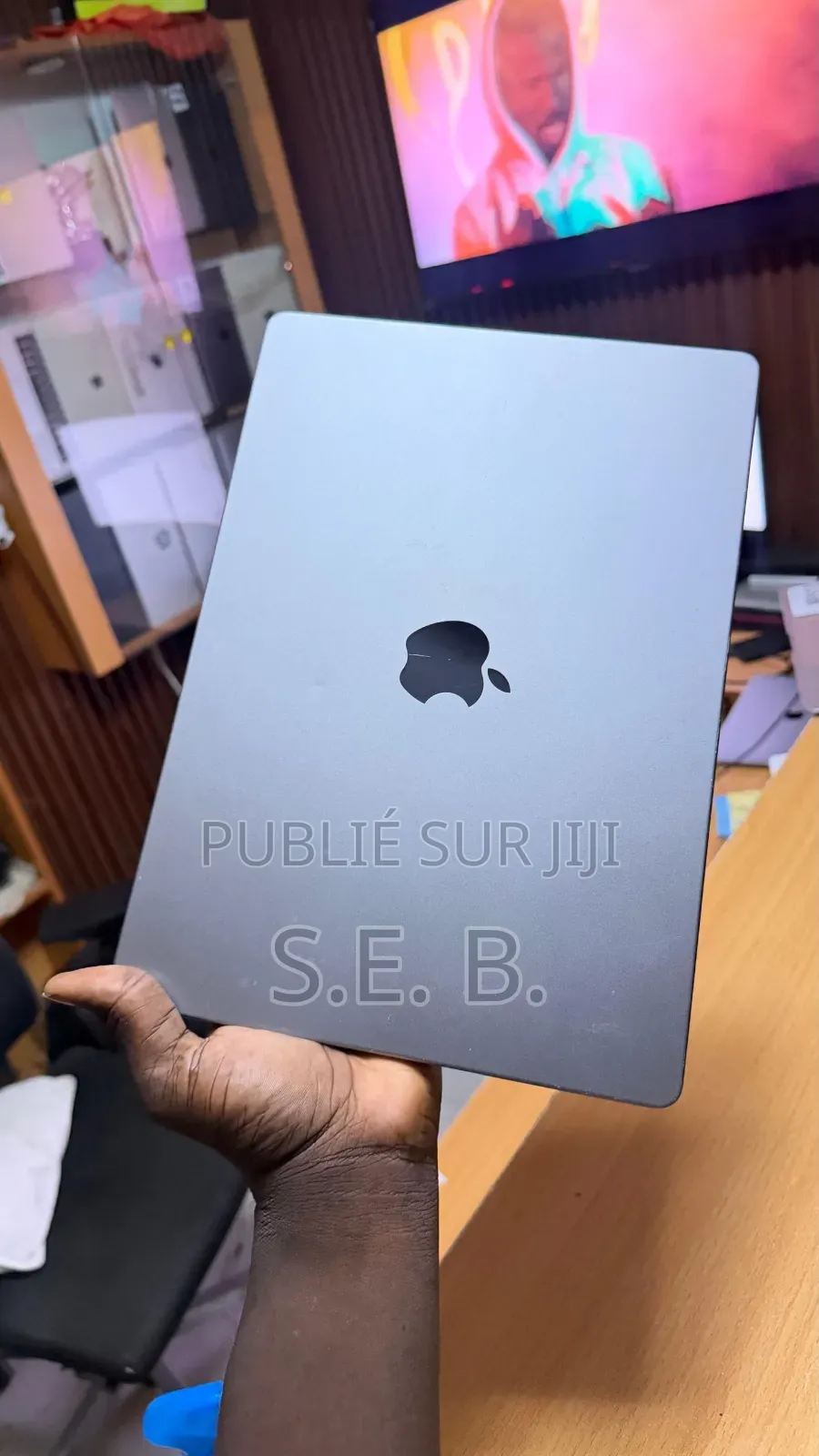Nouveau Apple MacBook Pro 2021 M1 64GB Apple M1 Max SSD 1T