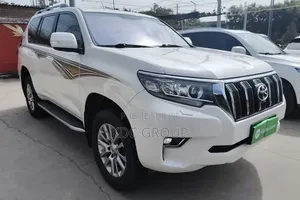 Toyota Land Cruiser Prado 2018 Blanc