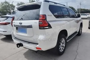 Toyota Land Cruiser Prado 2018 Blanc