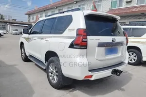 Toyota Land Cruiser Prado 2018 Blanc